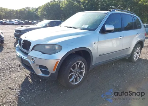 2013 BMW X5 xDrive35I/xDrive35I Premium/xDrive35I Sport Activity from USA, damaged, VIN 5UXZV4C57D0B02085